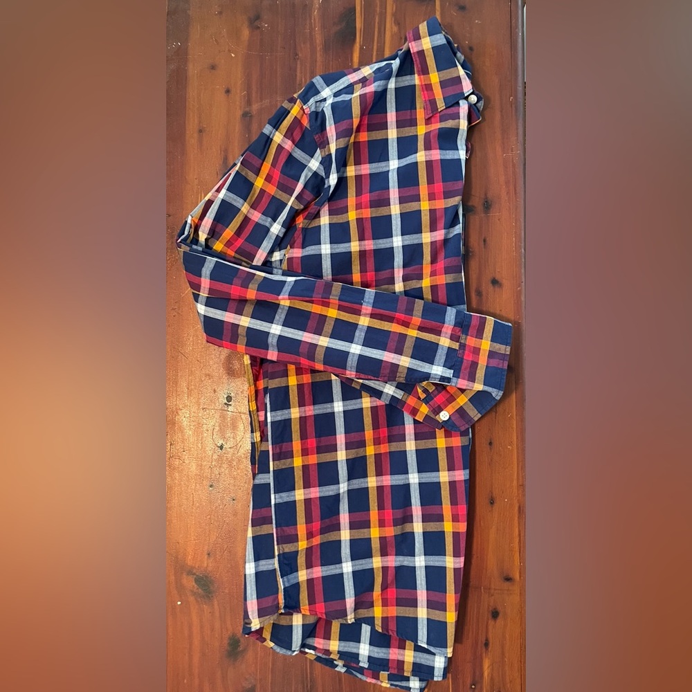 GAP Button Down